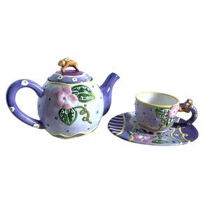 Home Interiors Bunny teapot with cup and saucer